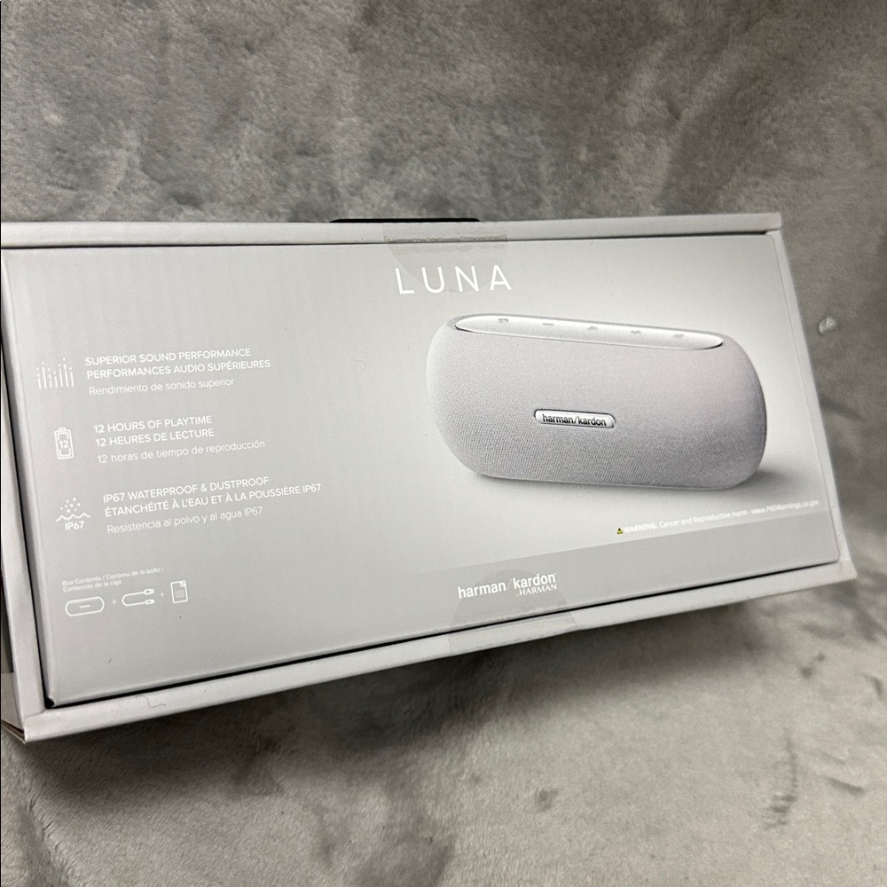 HARMAN KARDON LUNA BLUETOOTH SPEAKER - Picture 4 of 6